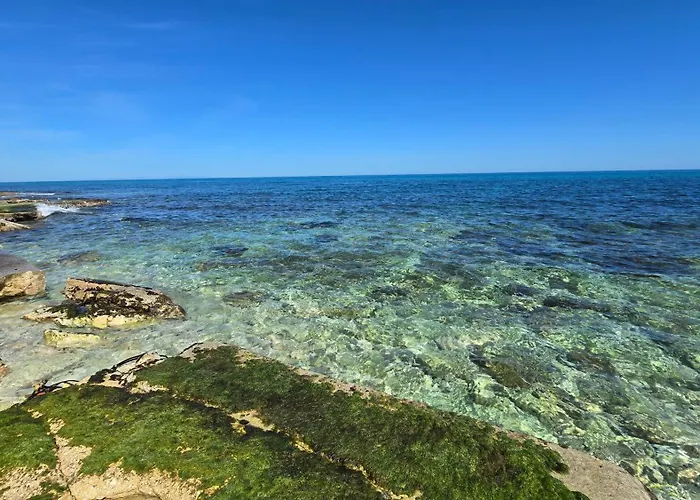 לינה וארוחת בוקר Kale 4*